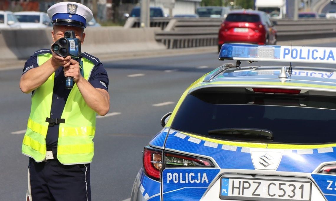 Kierowca był pijany, pasażer poszukiwany