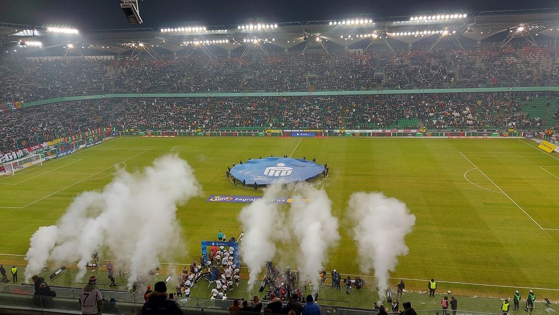 Legia przerwała kryzys wygrywając z Wisłą Płock