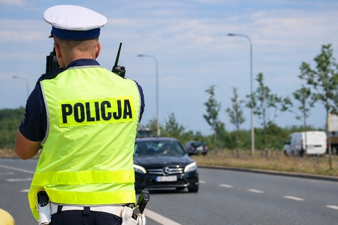 Mandat zapłacisz kartą na miejscu. Policja przypomina o ważnej zmianie dotyczącej punktów karnych