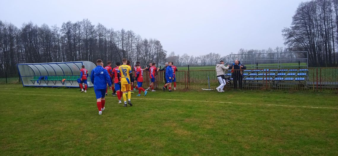 Mazur wygrał po zaciętym i ciężkim meczu 3:2 Mazur wygrał po zaciętym i ciężkim meczu 3:2