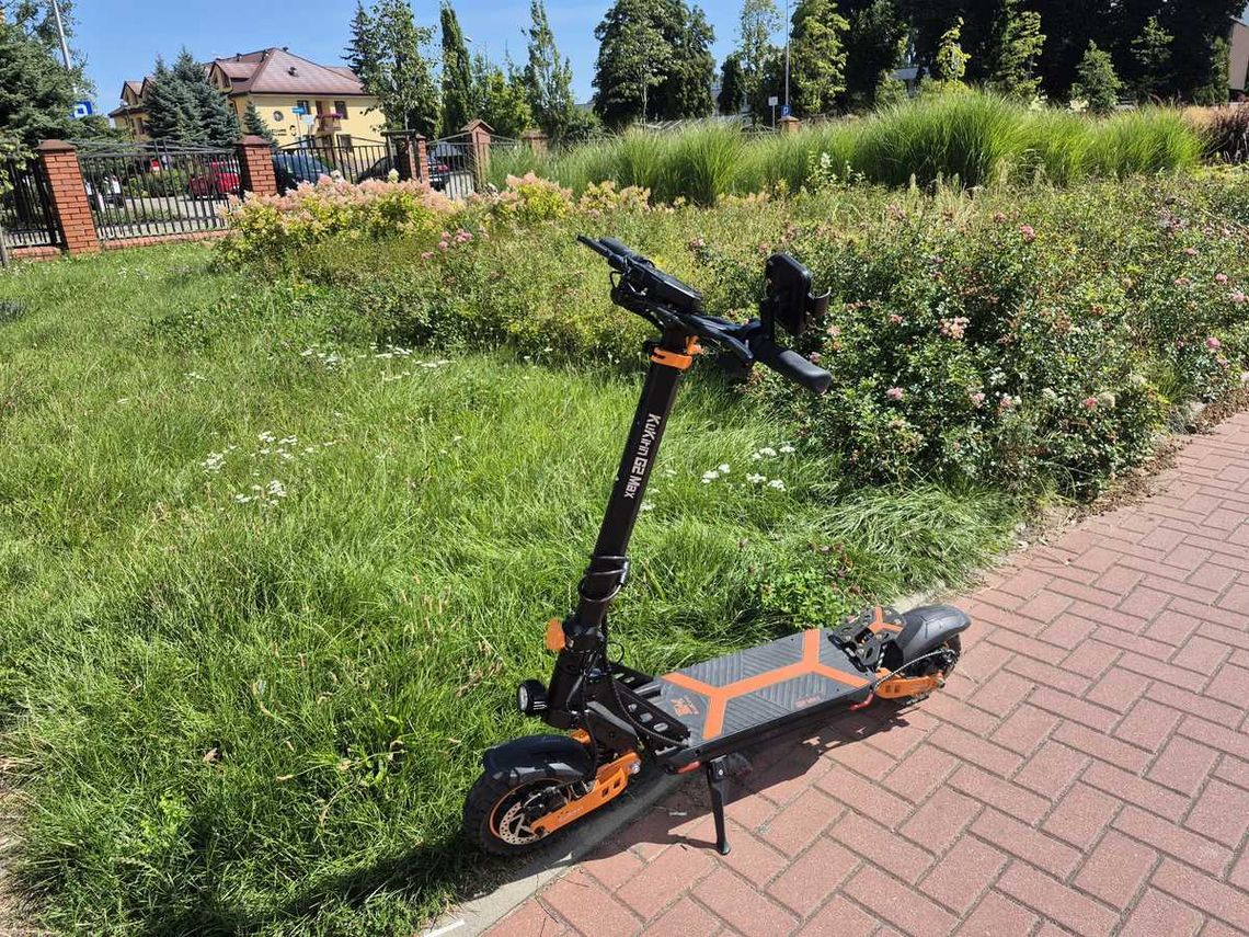 Nieletni bez uprawnień na hulajnodze elektrycznej. Rodzicu - licz się z odpowiedzialnością Nieletni bez uprawnień na hulajnodze elektrycznej. Rodzicu - licz się z odpowiedzialnością