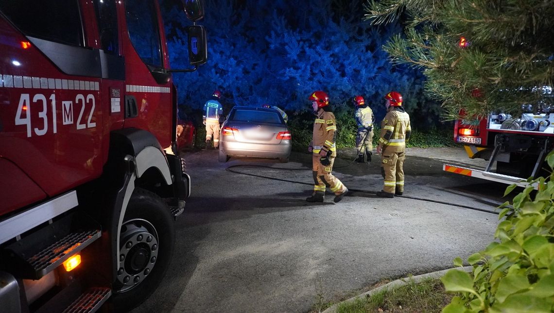 Nocny pożar samochodu na ul. Sadownika
