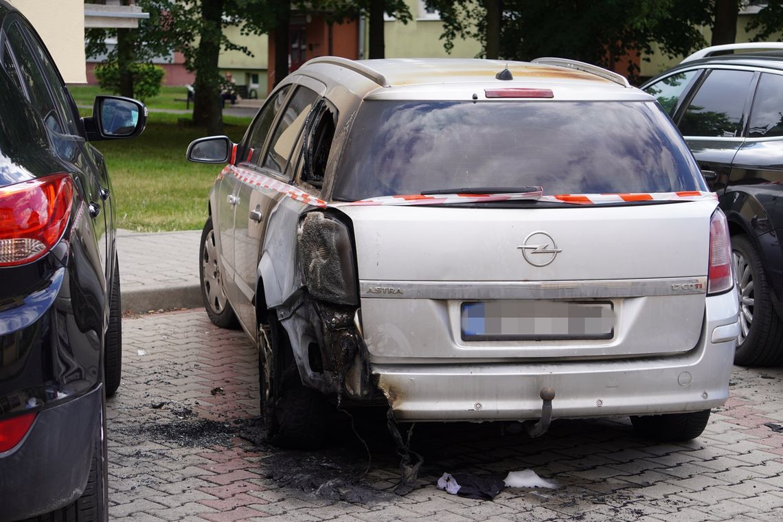 Nocny pożar samochodu osobowego na ulicy Stodólnej Nocny pożar samochodu osobowego na ulicy Stodólnej