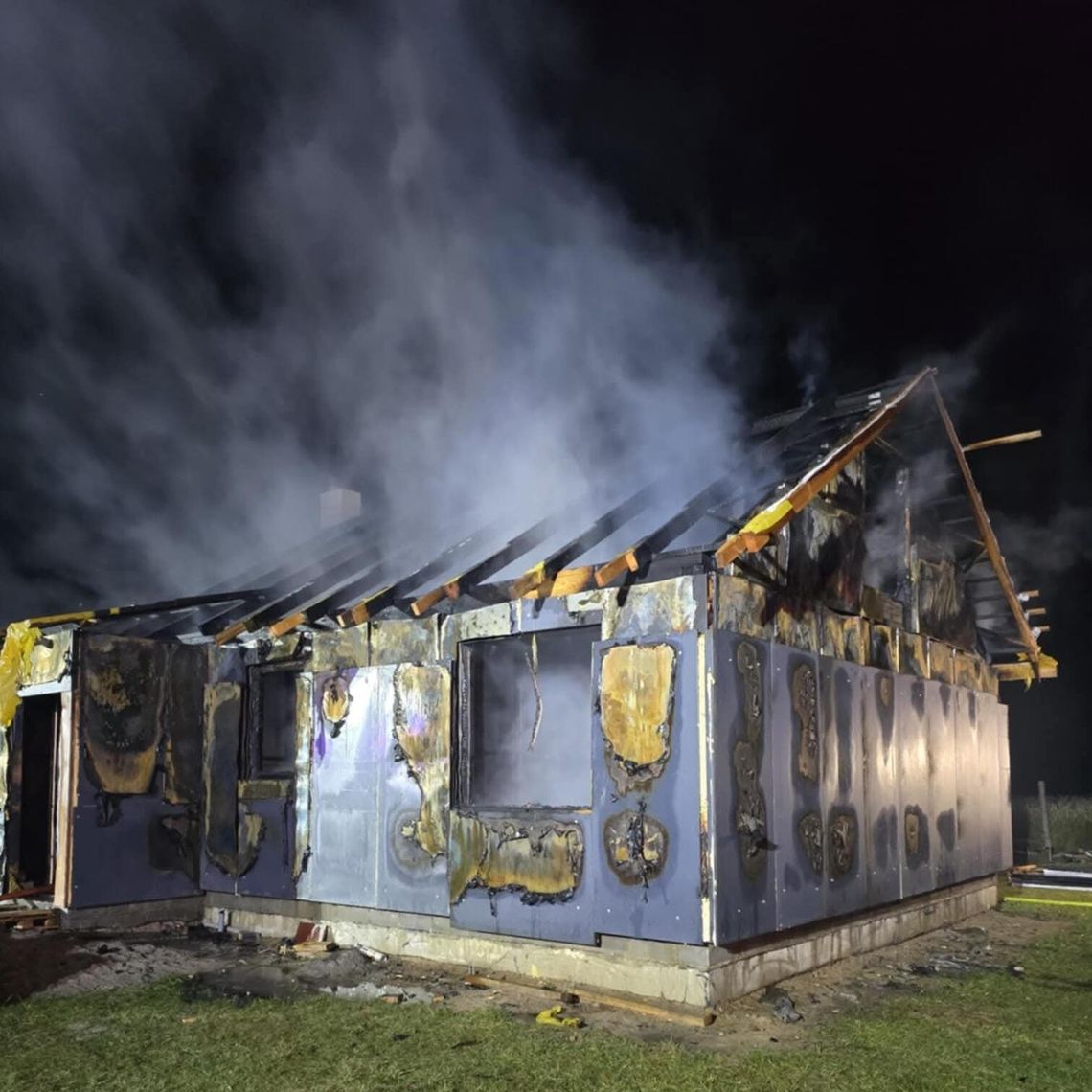 Nocny pożar w Sendeniu Dużym Nocny pożar w Sendeniu Dużym
