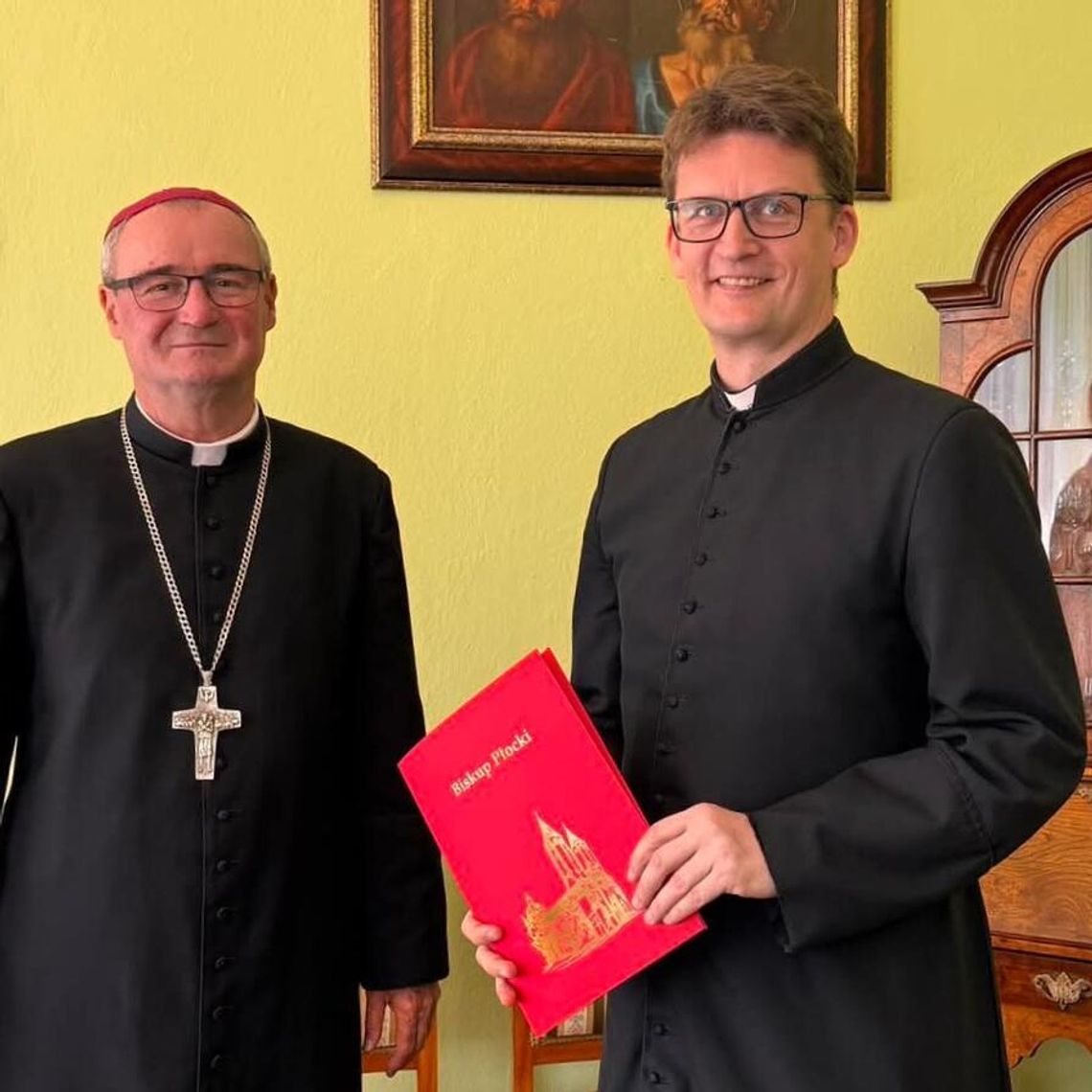 Nominacje proboszczowskie w Diecezji Płockiej. Ksiądz Paweł Sprusiński odchodzi z Gostynina