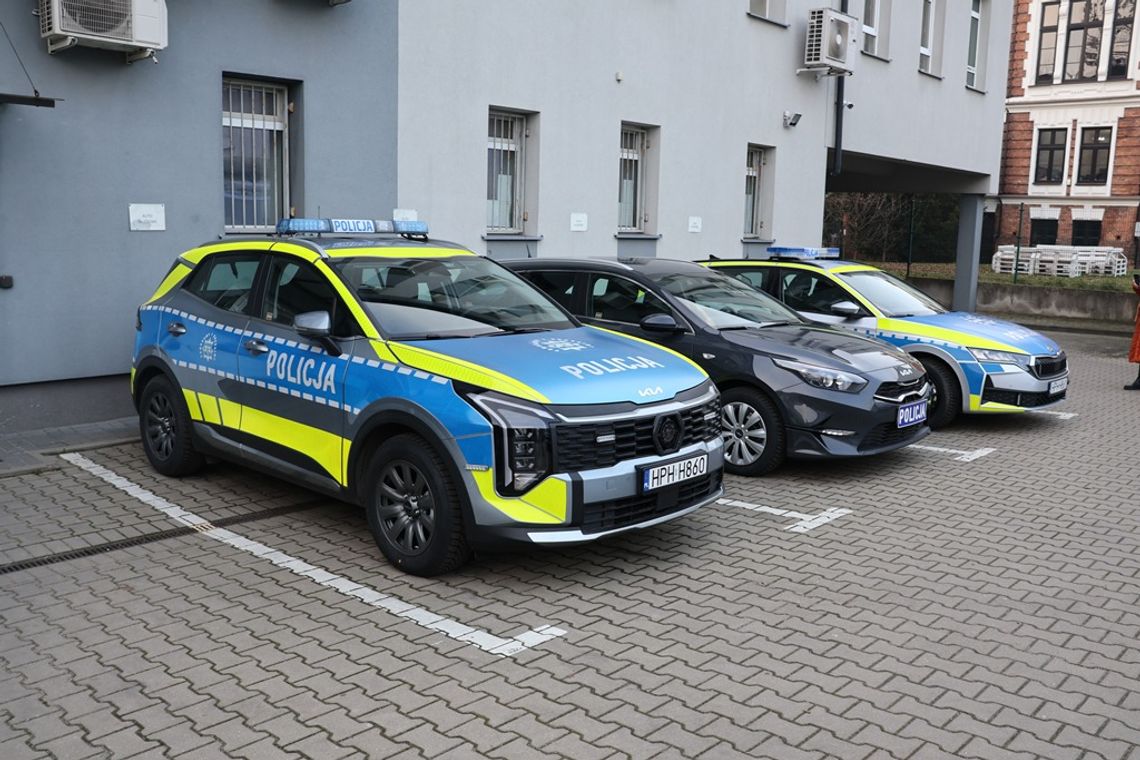 Nowe radiowozy w służbie mieszkańcom Powiatu Gostynińskiego Nowe radiowozy w służbie mieszkańcom Powiatu Gostynińskiego