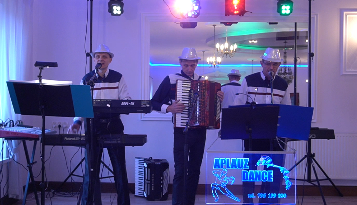 Nowy cover w wykonaniu Aplauz Dance