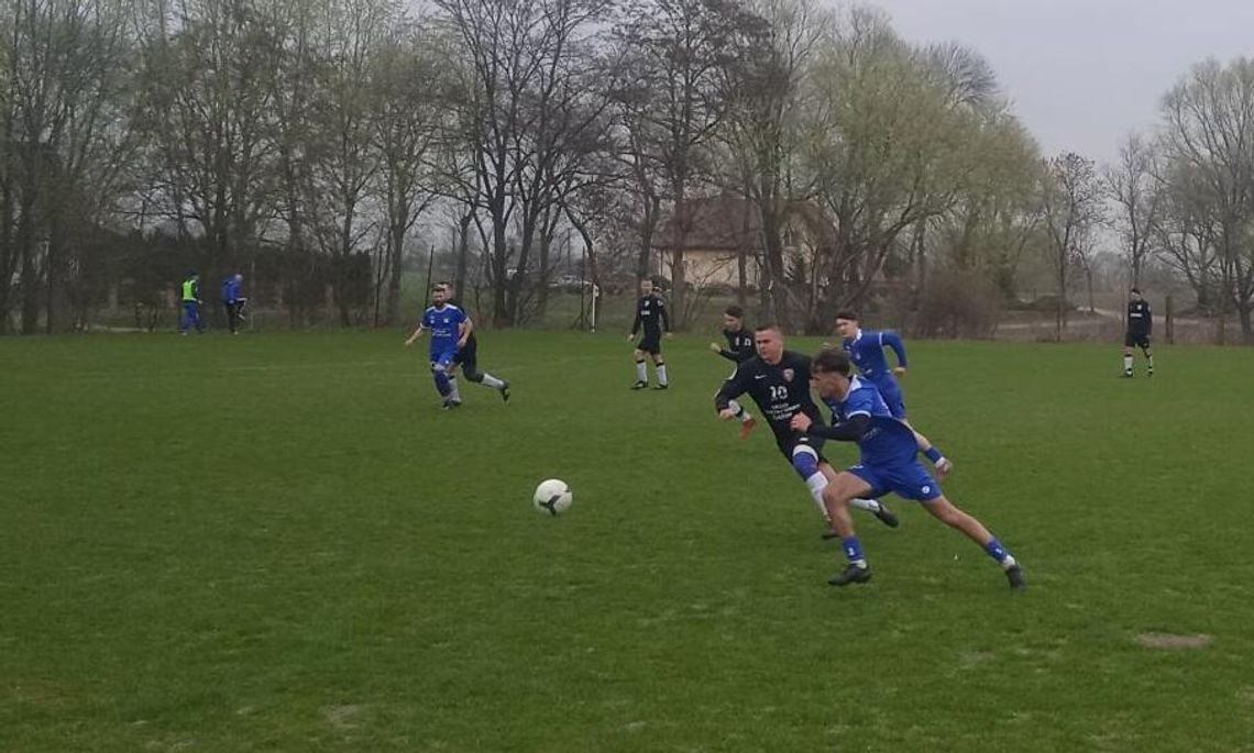 Pięć bramek w drugiej połowie. Unia Czermno pokonana