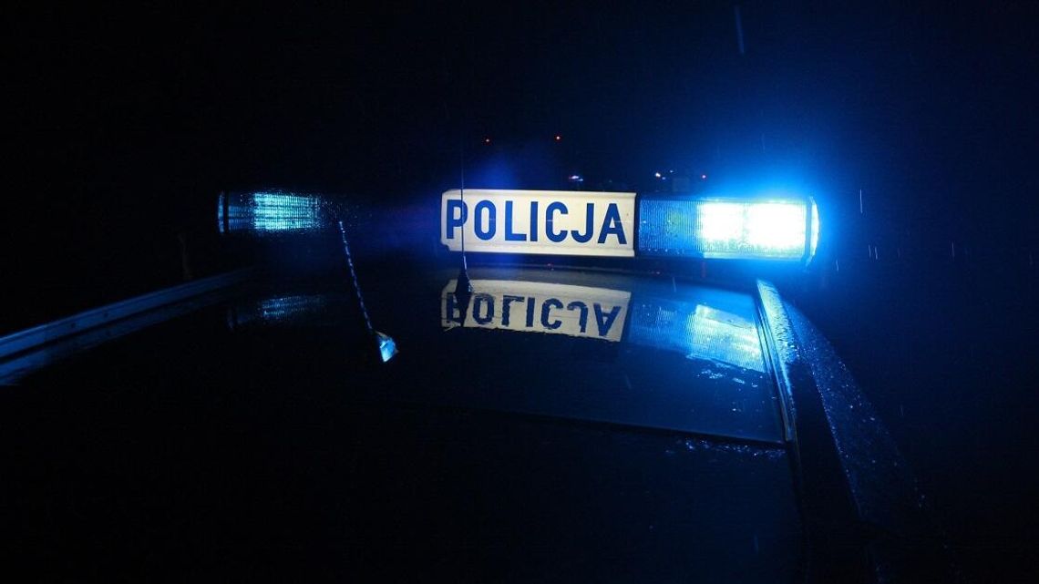 Pijany kierowca nie zatrzymał się do kontroli policyjnej w Gąbinie. Miał dożywotni zakaz