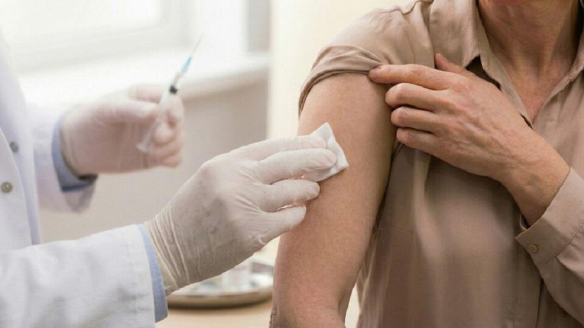 Półpasiec groźny zwłaszcza dla seniorów. Może prowadzić do uszkodzenia wzroku, słuchu i udaru mózgu