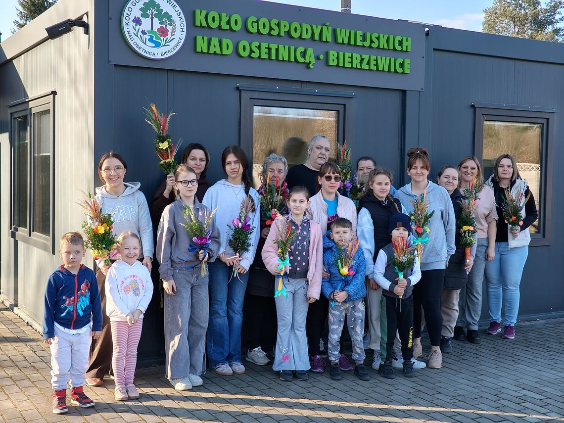 Powitanie wiosny i wielkanocne tradycje w Kole Gospodyń Wiejskich w Bierzewicach