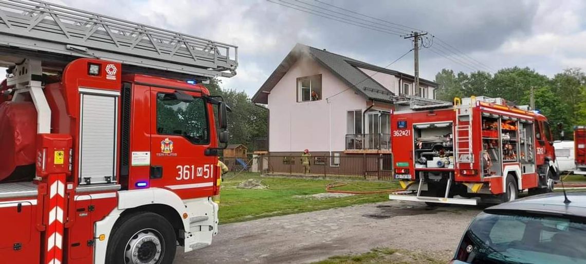 Pożar domu w Łącku