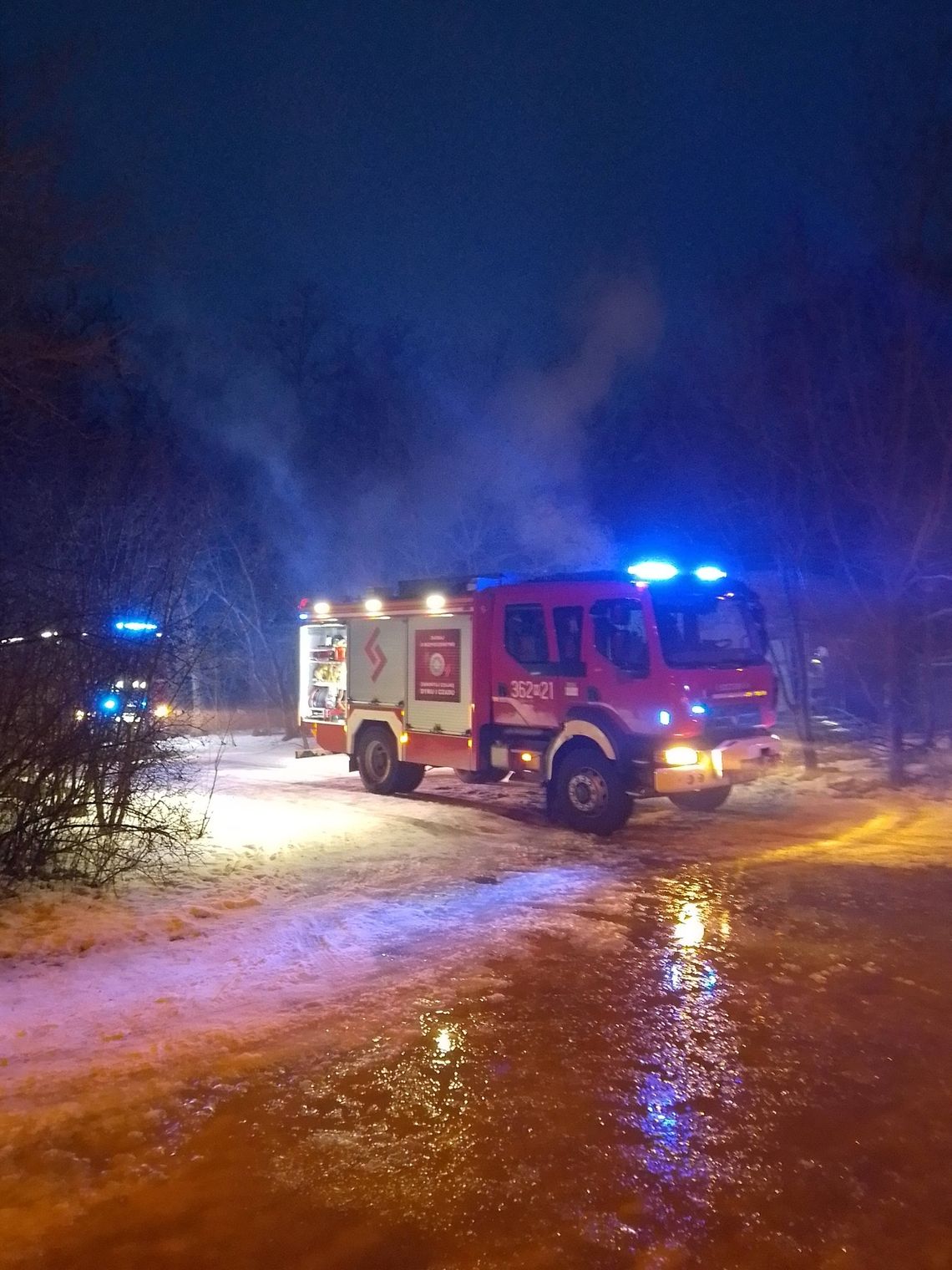 Pożar pustostanu przy ulicy Kolejowej w Łącku Pożar pustostanu przy ulicy Kolejowej w Łącku