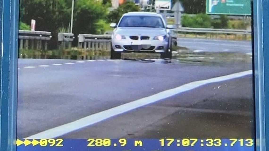 Przekroczył prędkość o 51 km/h i był nietrzeźwy