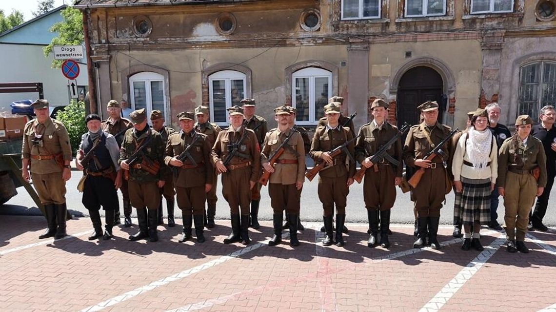 Rajd rekonstruktorów
