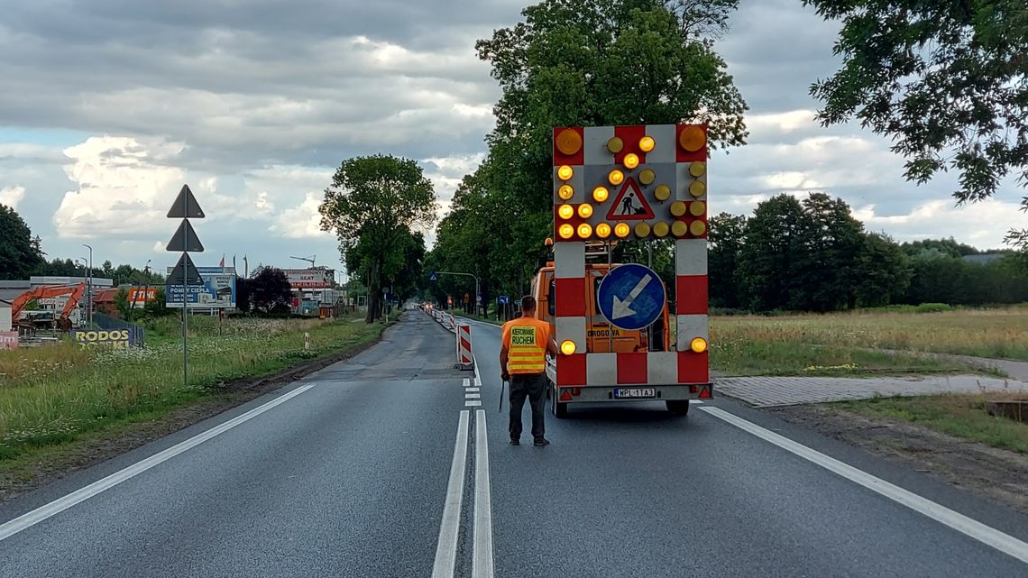 Roboty drogowe na DK60 w Woli Łąckiej