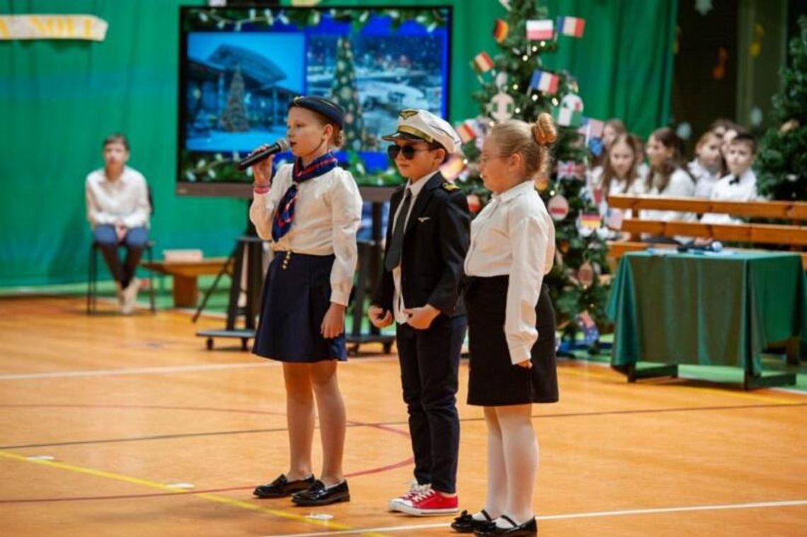 Rodzinne Kolędowanie w Zespole Szkolno-Przedszkolnym w Gostyninie