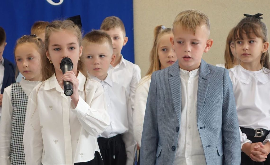 Ślubowanie pierwszoklasistów w Szczawinie Kościelnym Ślubowanie pierwszoklasistów w Szczawinie Kościelnym