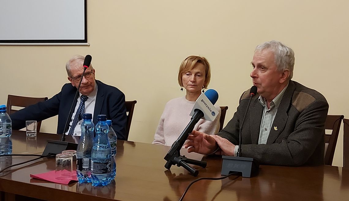 Spotkanie z profesorem Wojciechem Roszkowskim