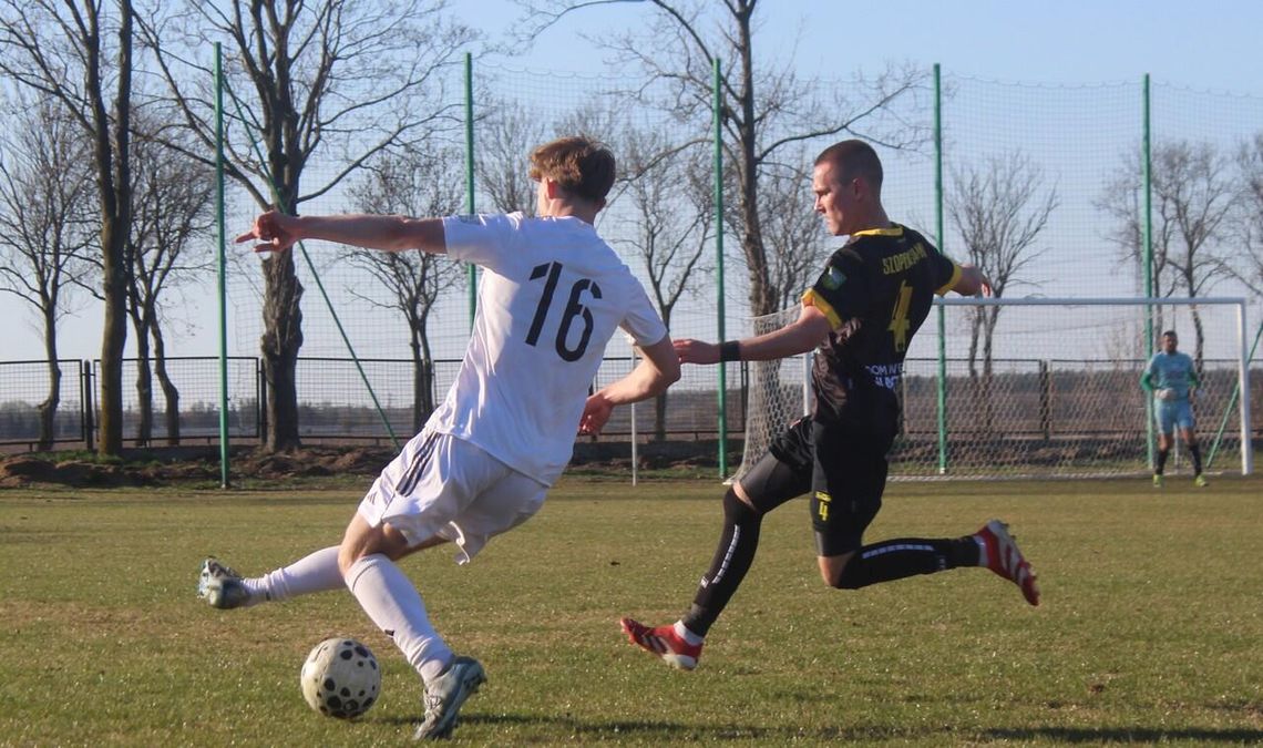 Szopen w meczu pucharowym nie dał rady trzecioligowym rezerwom Wisły Płock