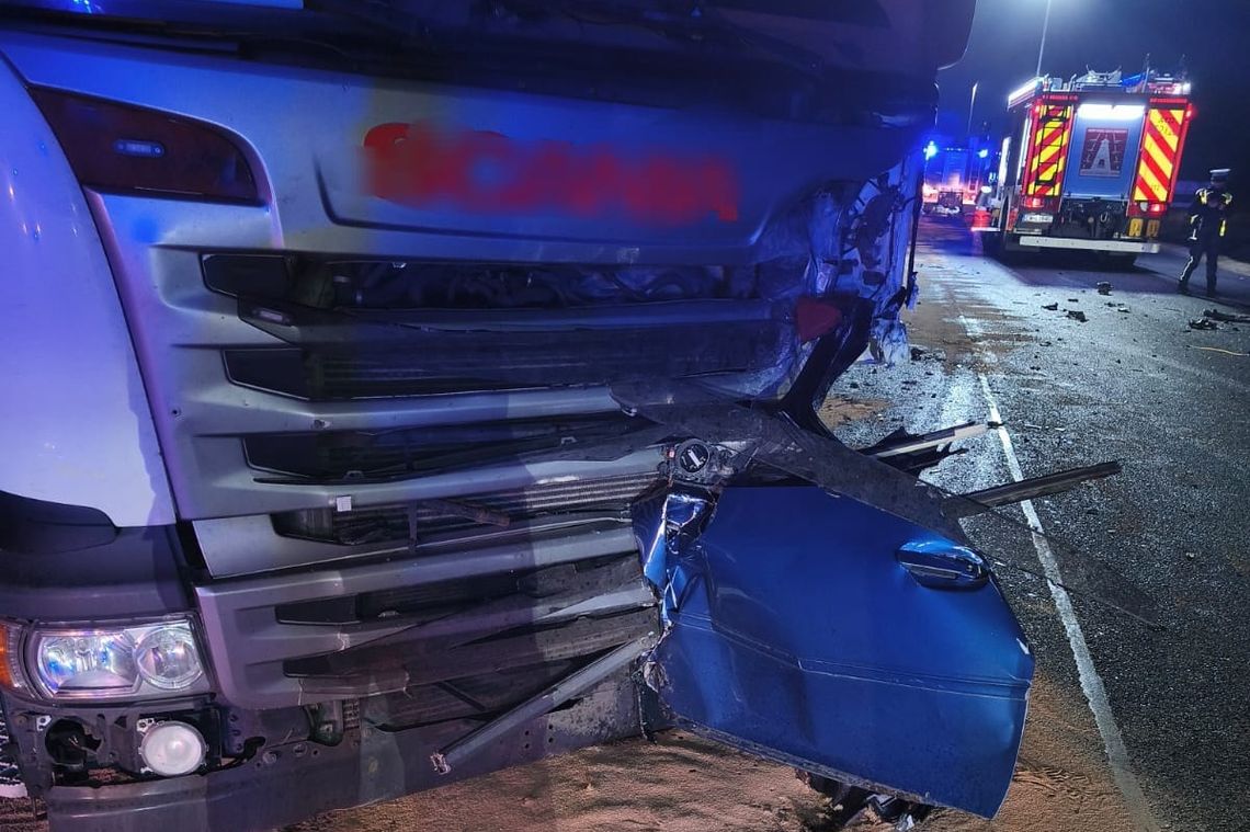 Tragiczny wypadek koło Kowala. Nie żyje młoda kobieta