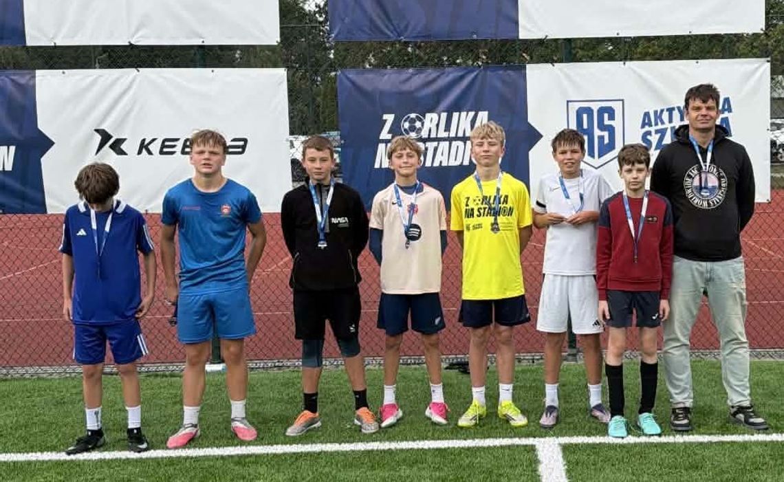 Triumf FC Dziki z Gostynina w turnieju piłkarskim z Orlika na Stadion