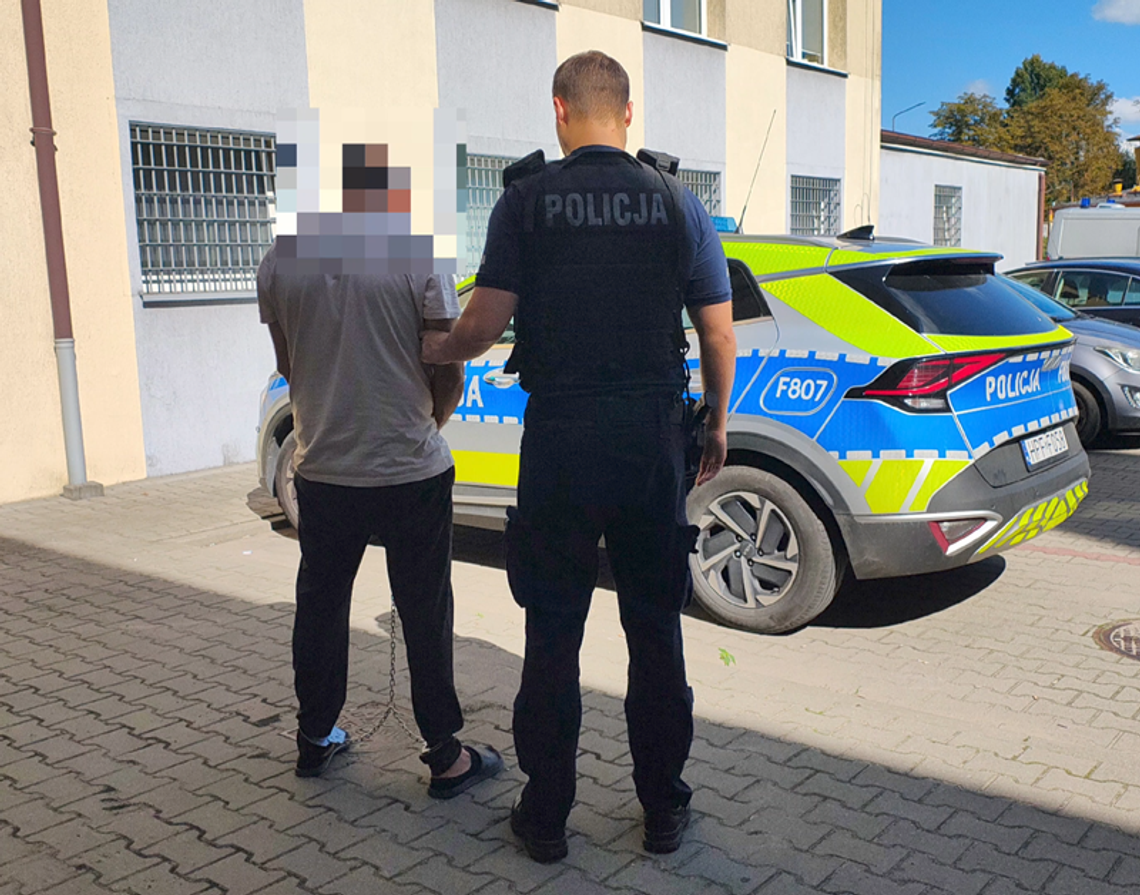 Tymczasowy areszt za ugodzenie nożem Tymczasowy areszt za ugodzenie nożem