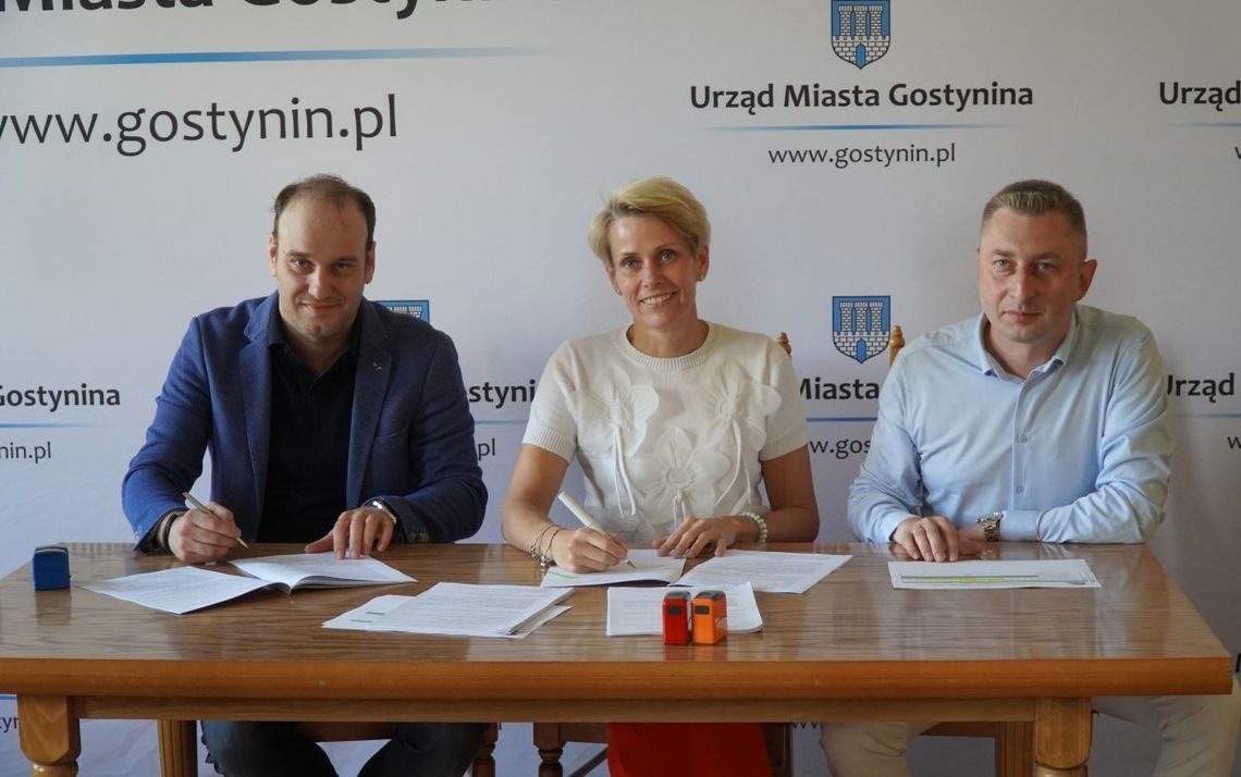Umowa podpisana. Przed nami remont ul. Zielonej Umowa podpisana. Przed nami remont ul. Zielonej
