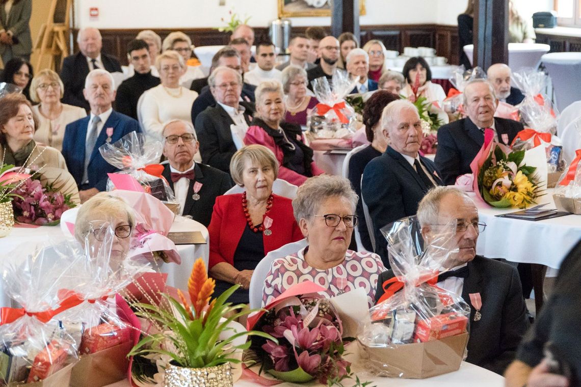 Uroczyste Złote Gody w Zamku Gostynińskim Uroczyste Złote Gody w Zamku Gostynińskim