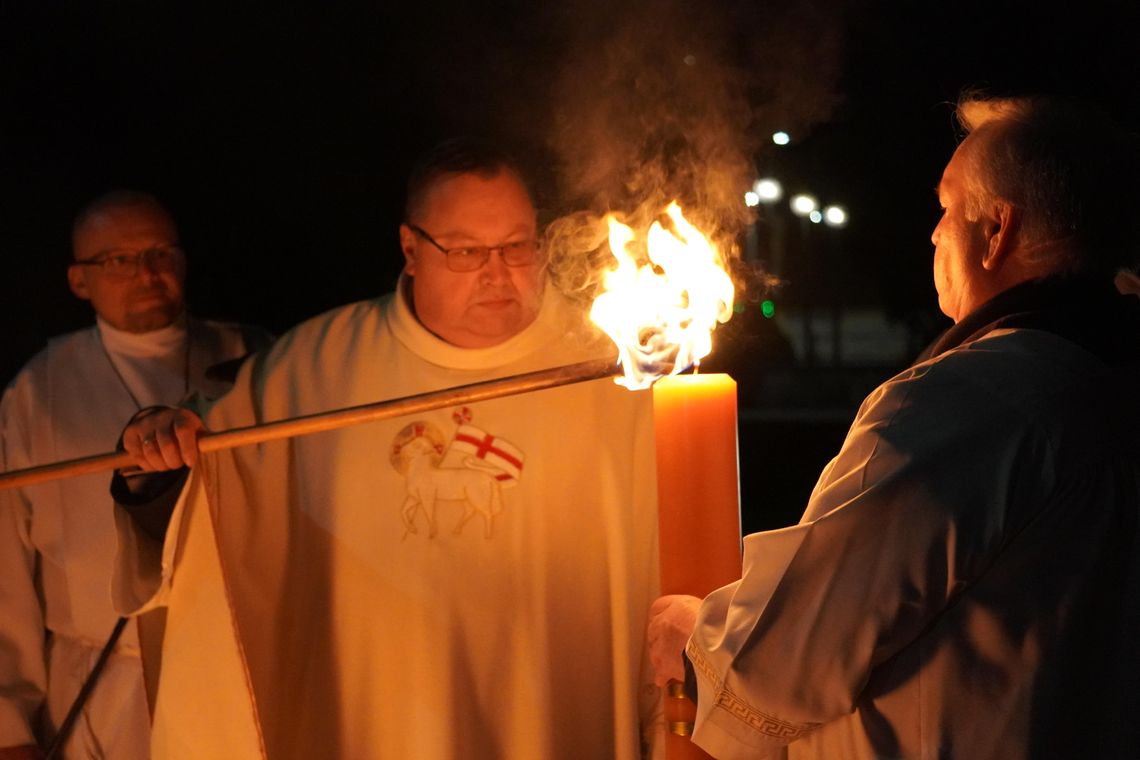 Weselcie się już, zastępy Aniołów w niebie! Weselcie się już, zastępy Aniołów w niebie!