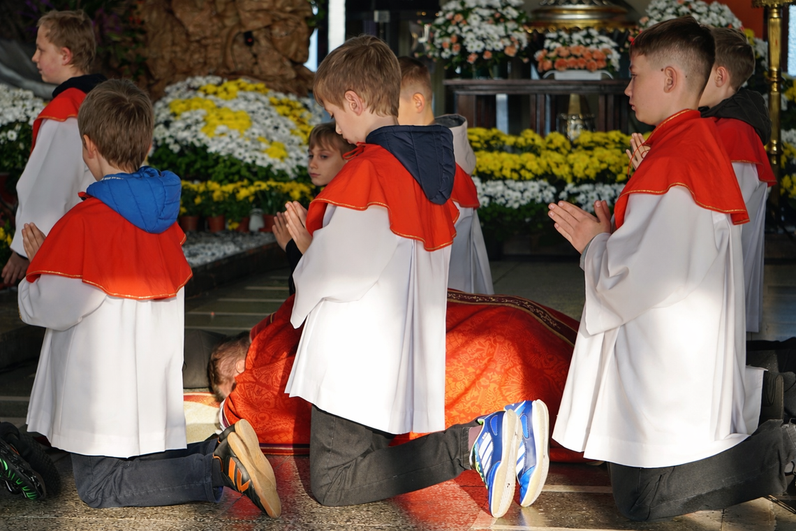 Wielki Piątek 2026 Wielki Piątek 2026