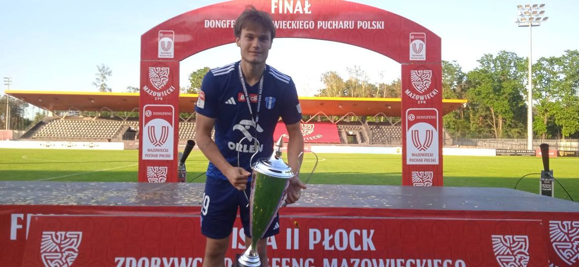 Wisła II Płock z Szymonem Leśniewskim zdobywa Puchar Polski MZPN