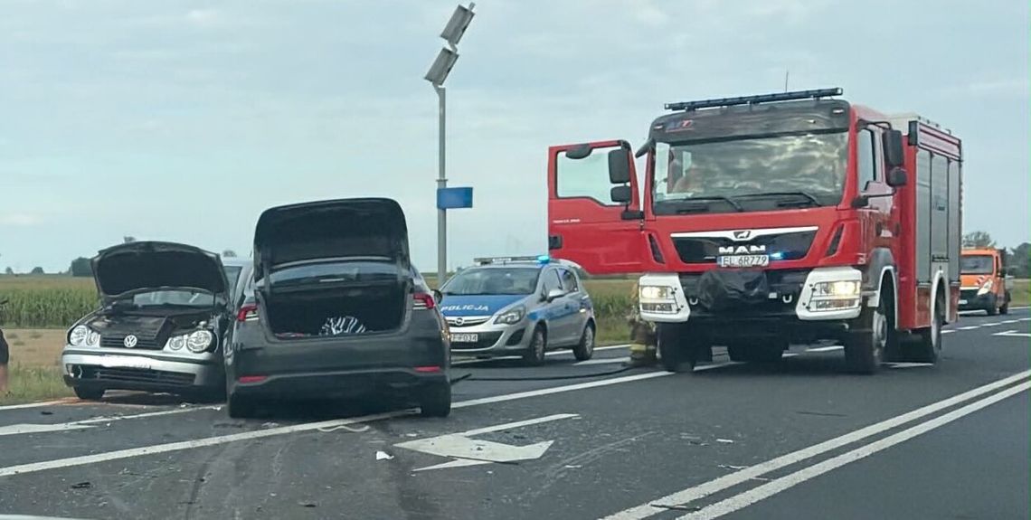 Wypadek na DK92, dwie osoby w szpitalu