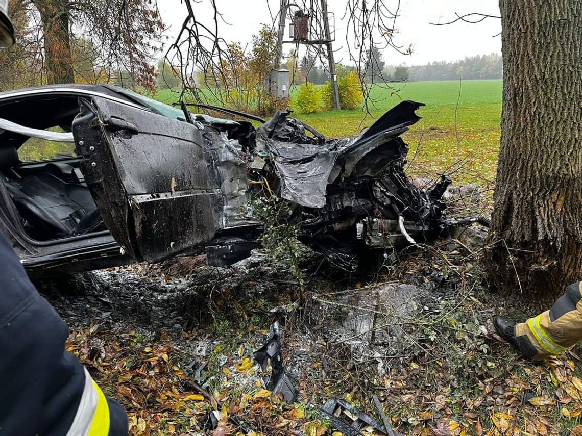 Wypadek w Chrośnie pod Kutnem [FOTO]