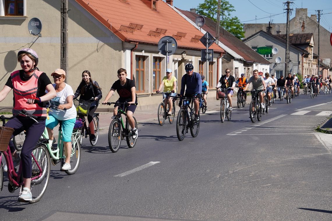 Wyruszył V Powiatowy Rodzinny Rajd Rowerowy