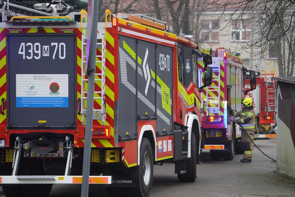 Zadymienie w bloku przy Armii Krajowej