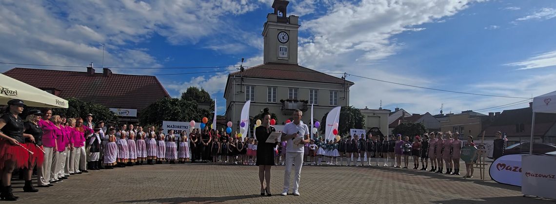 Zatańcz z Mażoretkami Zatańcz z Mażoretkami