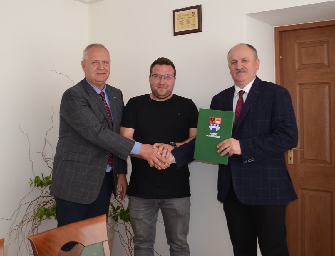 Znakomite wieści dla uczniów oraz kadry Gostynińskiego Centrum Edukacyjnego