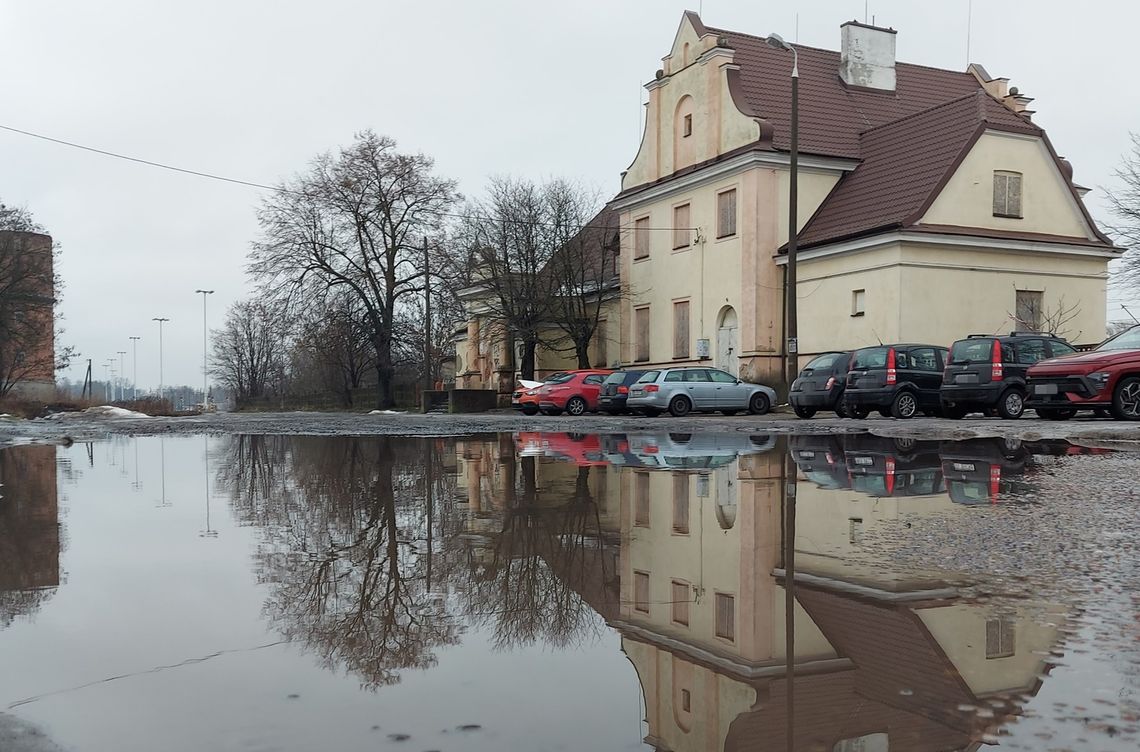 Znów będzie ślisko na drogach i chodnikach