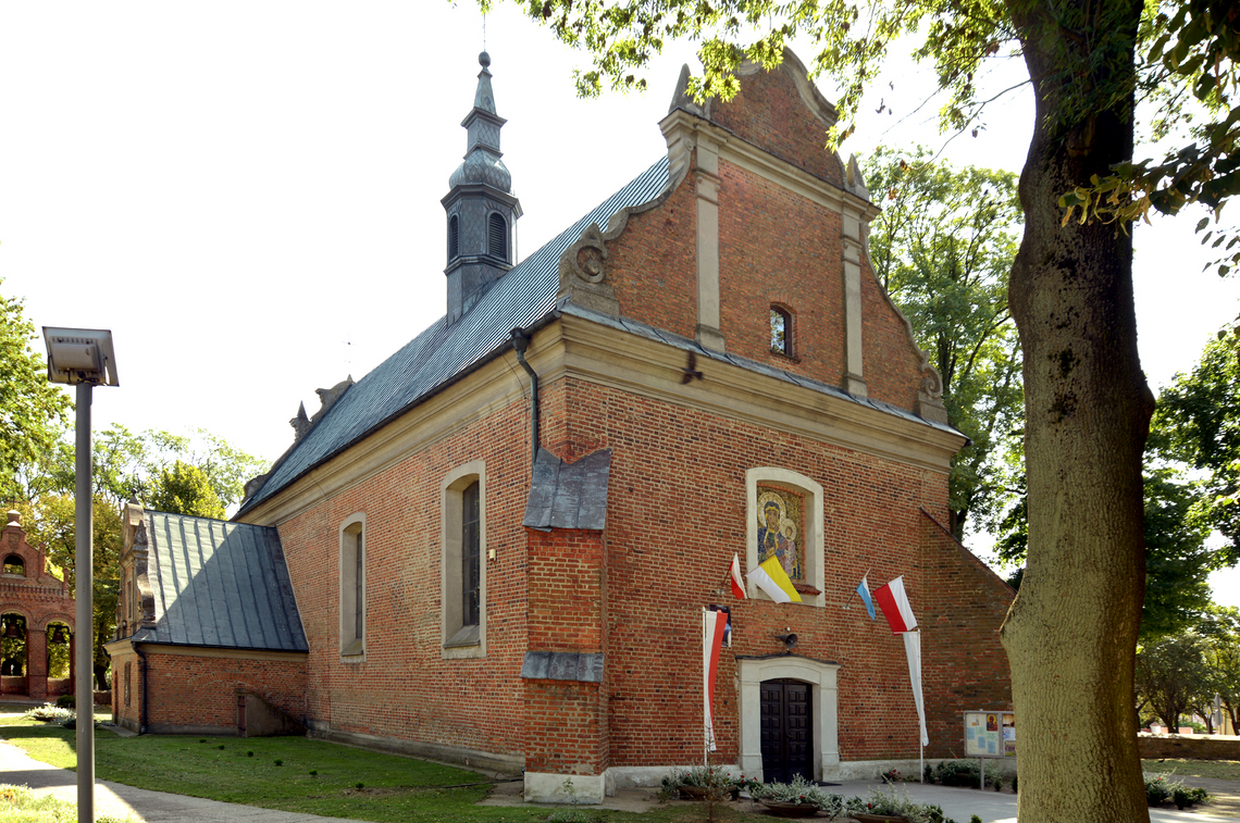 Zwłoki mężczyzny na plebanii w Drobinie