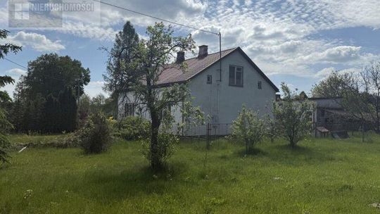 Dom do remontu z dużą działką i pięknym otoczeniem natury