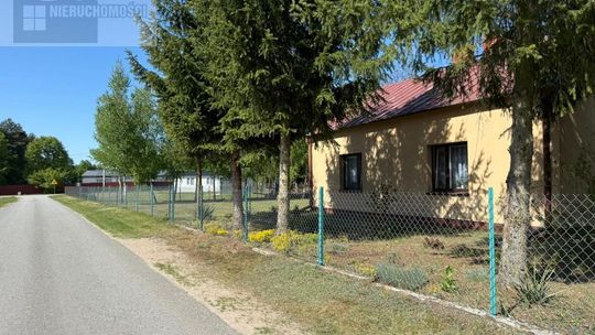 Dom do zamieszkania blisko jeziora!