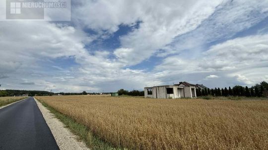 Dom w stanie surowym otwartym z możliwością zakupu dodatkowej działki! Dom w stanie surowym otwartym z możliwością zakupu dodatkowej działki!