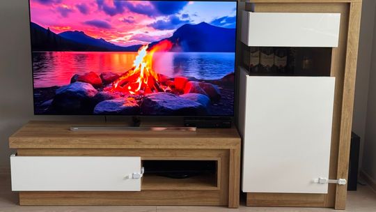 Meble zestaw Led Lyon  RTV  Witryna półka