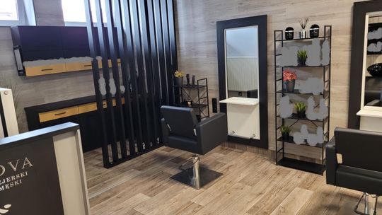 Odstąpię w pełni wyposażony salon fryzjerski Odstąpię w pełni wyposażony salon fryzjerski