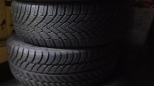 Sprzedam opony zimowe 16