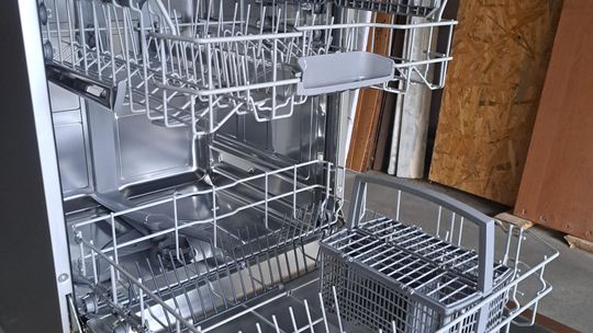 Sprzedam zmywarkę Sprzedam zmywarkę