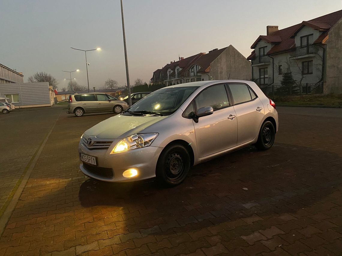 Toyota Auris 2012