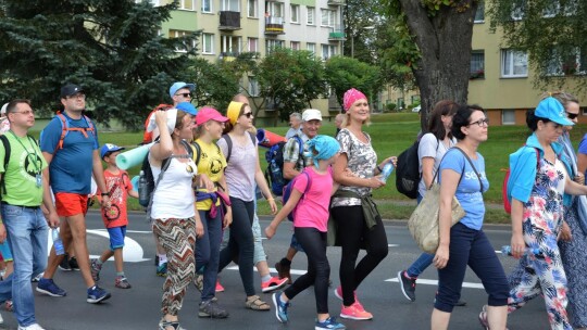 Trwa 36. piesza pielgrzymka Diecezji Płockiej na Jasną Górę. W niedzielę pątnicy odwiedzili Gostynin