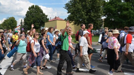 Trwa 36. piesza pielgrzymka Diecezji Płockiej na Jasną Górę. W niedzielę pątnicy odwiedzili Gostynin